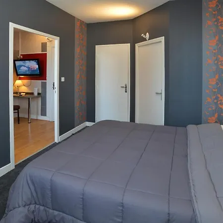 ホテル La Croix Blanche 2*