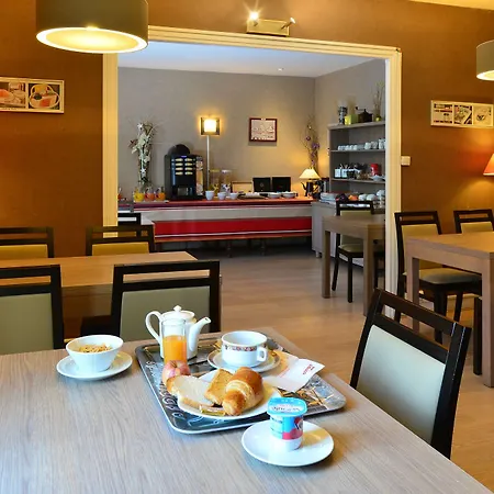 La Croix Blanche ホテル タルブ