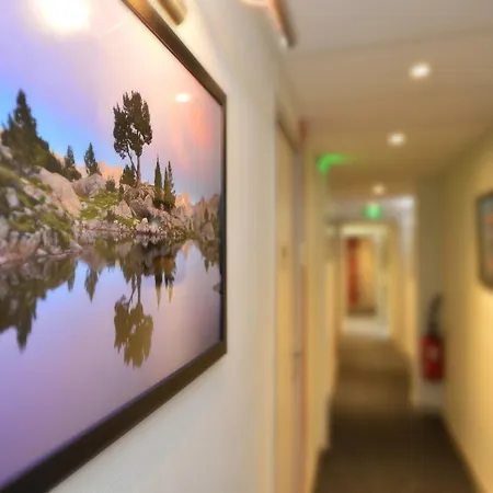 La Croix Blanche 2* タルブ