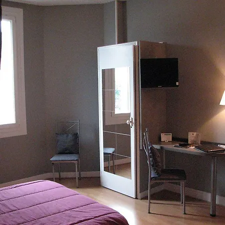 La Croix Blanche 2* Tarbes