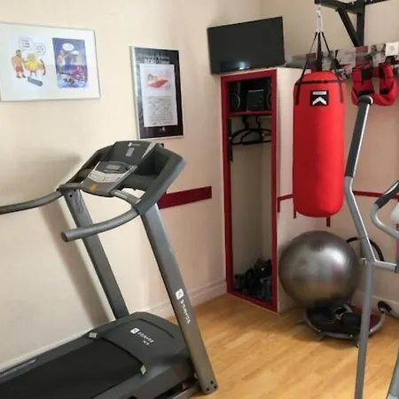 克洛伊克斯布兰奇酒店 酒店