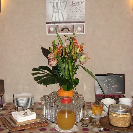 La Croix Blanche Szálloda Tarbes