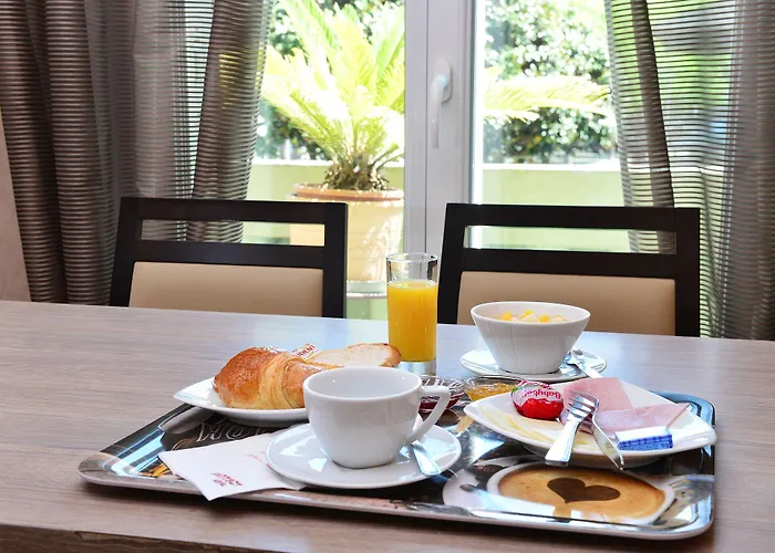 La Croix Blanche Tarbes