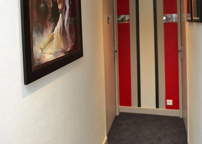 Hotel La Croix Blanche 2*